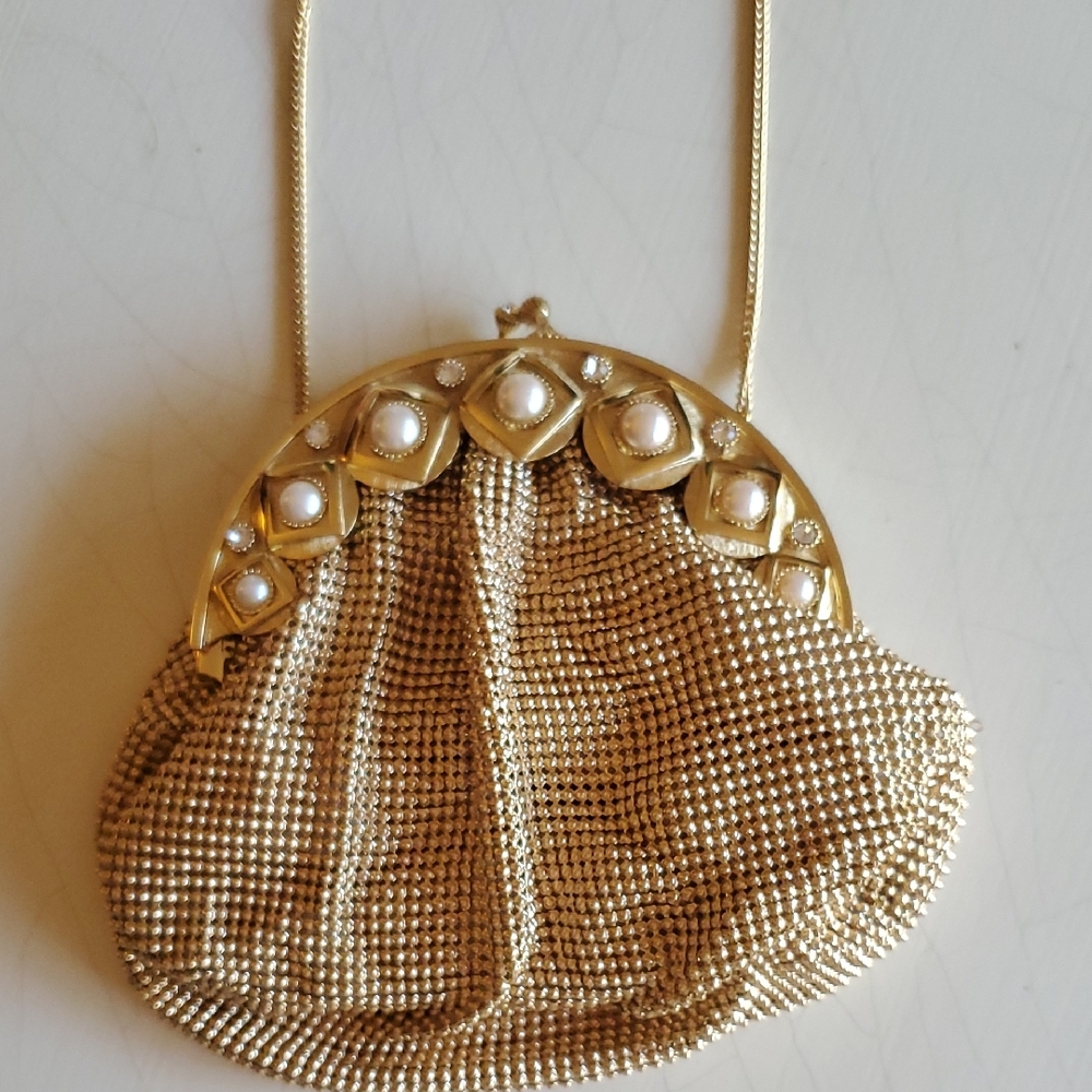 1930s-40s Vintage Whiting & Davis Gold Evening Bag with Pearl Accents